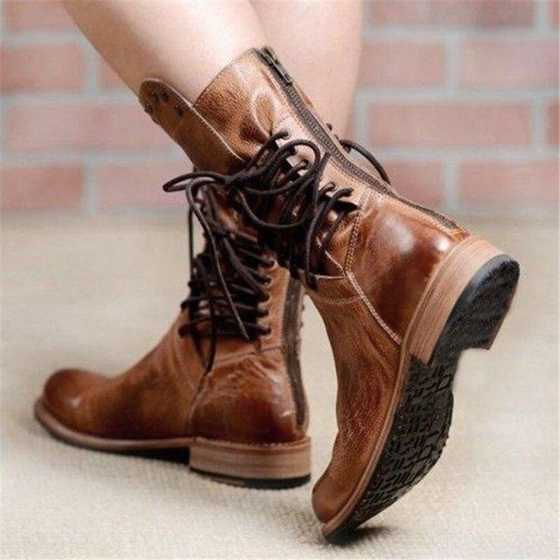 Stiefeletten - Klassische Schnürboots mit Nieten Detail