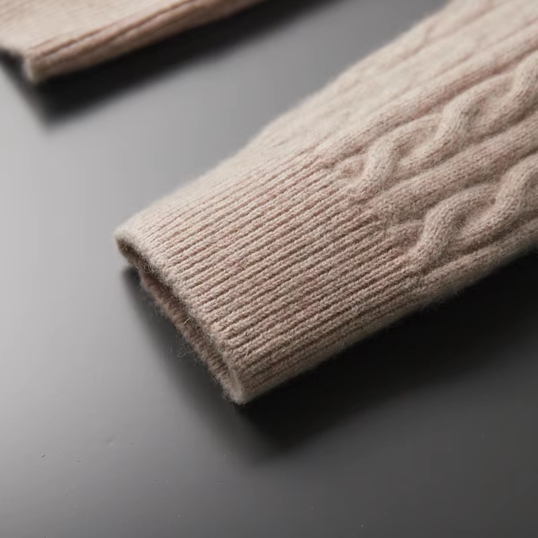 Strickpullover mit Reißverschluss - Geripptes Zopfmuster