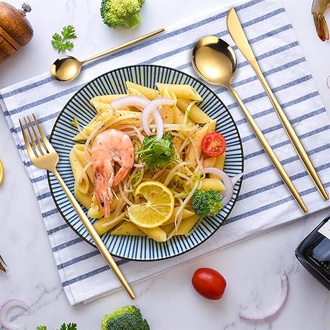 Elegantes Edelstahl Besteck Set mit farbigem Griff | Für den täglichen Gebrauch