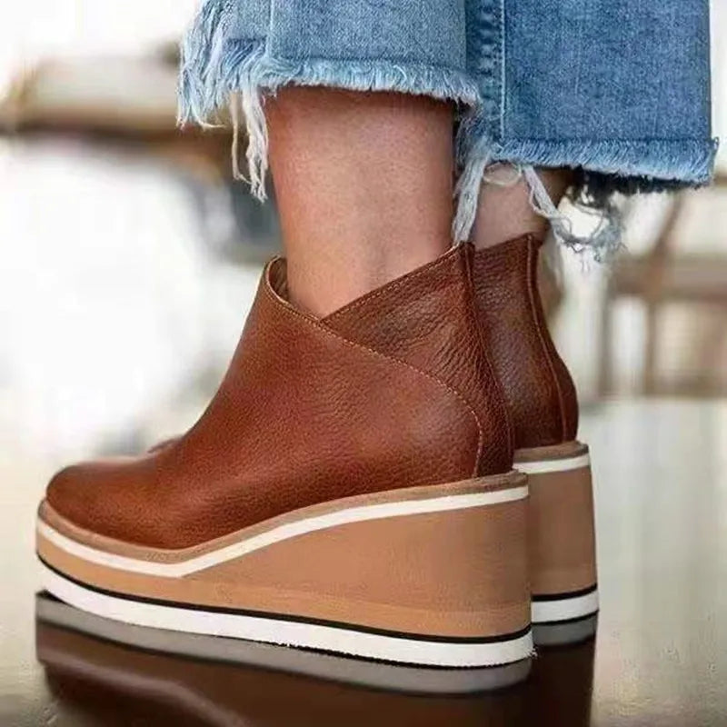Plateau Stiefeletten - Modernes Keilabsatz Design