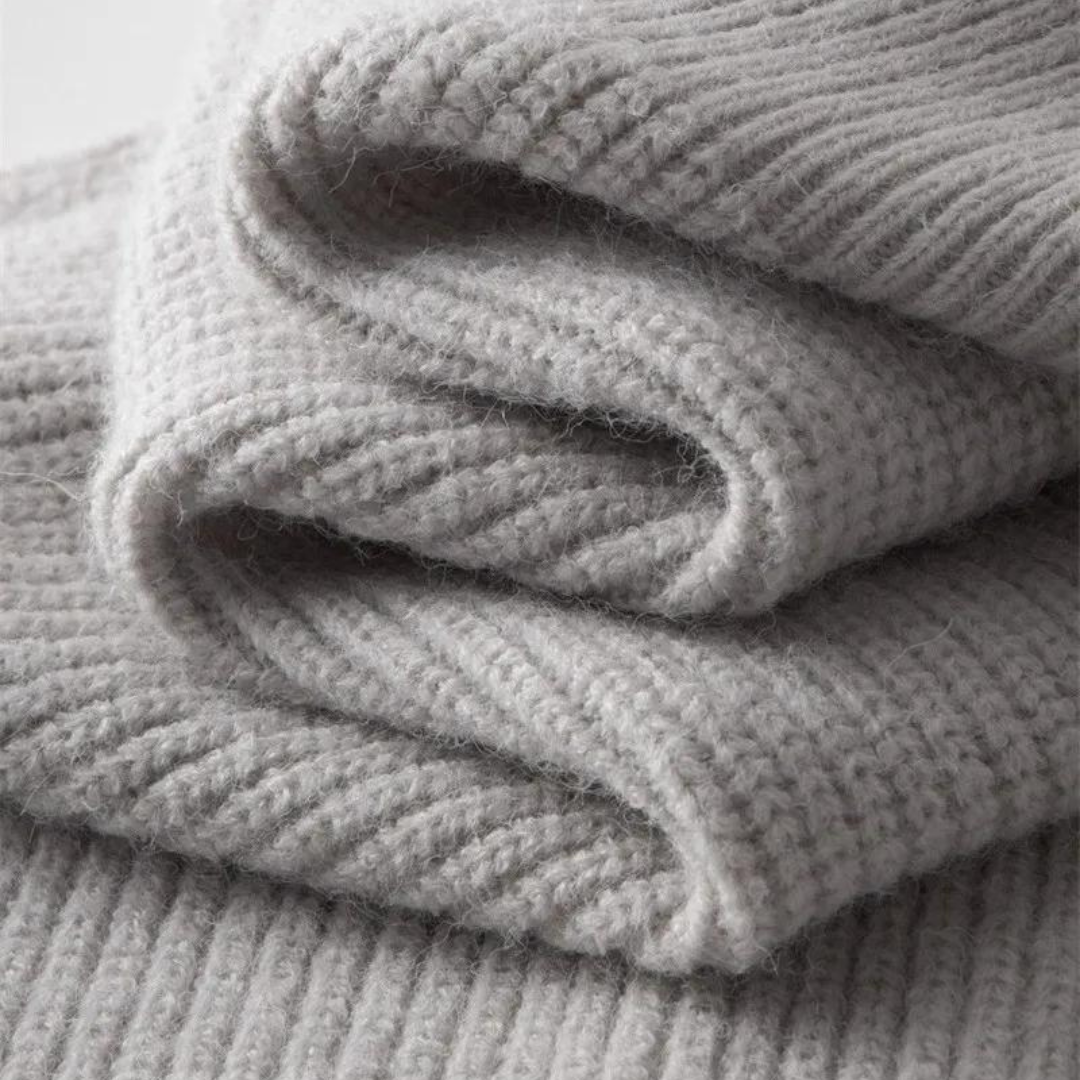 Strickjacke mit Reißverschluss - Stehkragen und Struktur