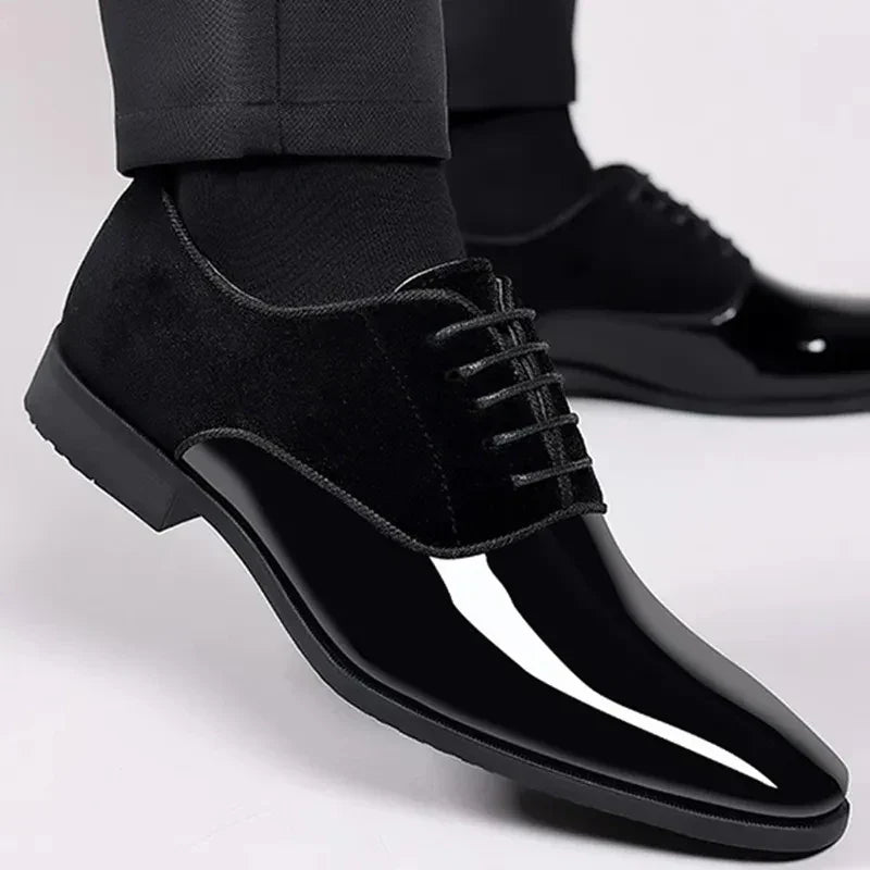 Formelle Schnürschuhe - Glänzendes Finish für besondere Anlässe
