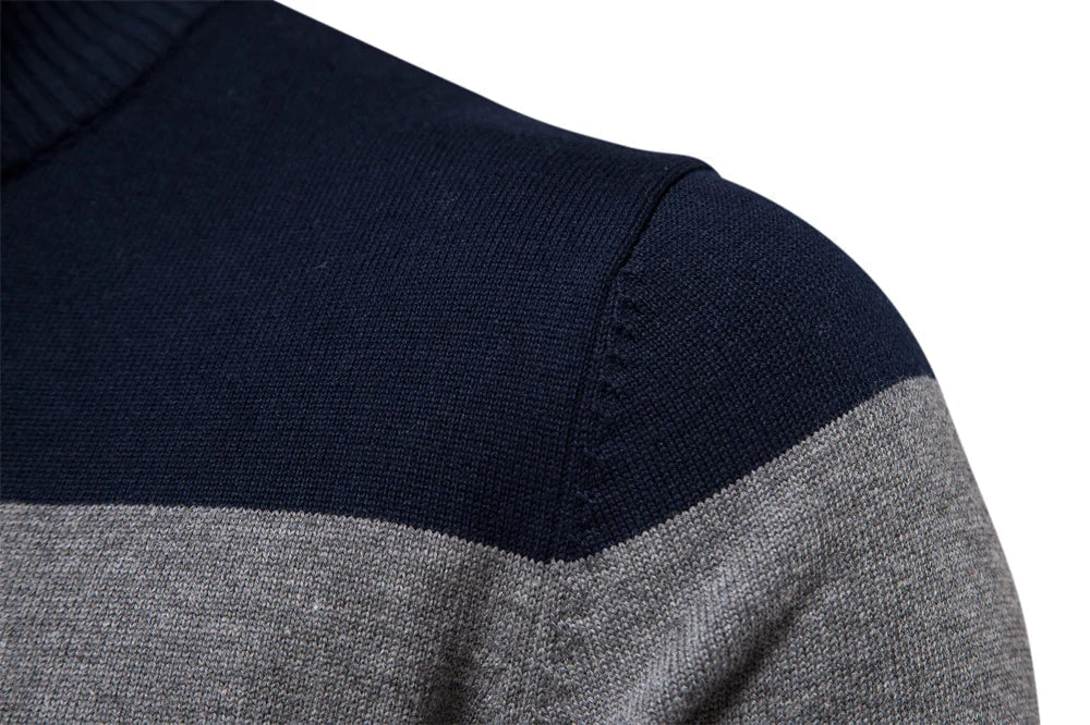 Sweater mit Reißverschluss - Gestreiftes Design und Stehkragen