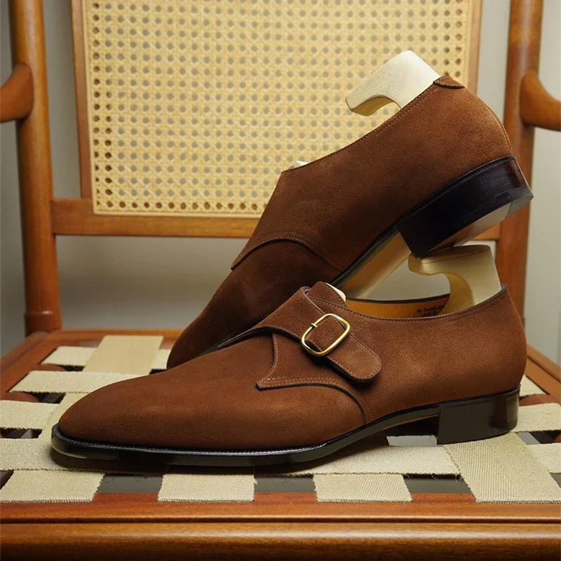 Formelle Schuhe mit Schnalle - Klassische Silhouette