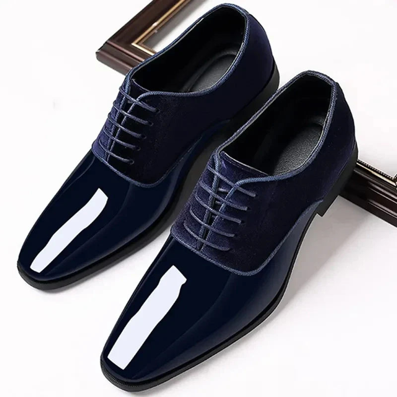 Formelle Schnürschuhe - Glänzendes Finish für besondere Anlässe