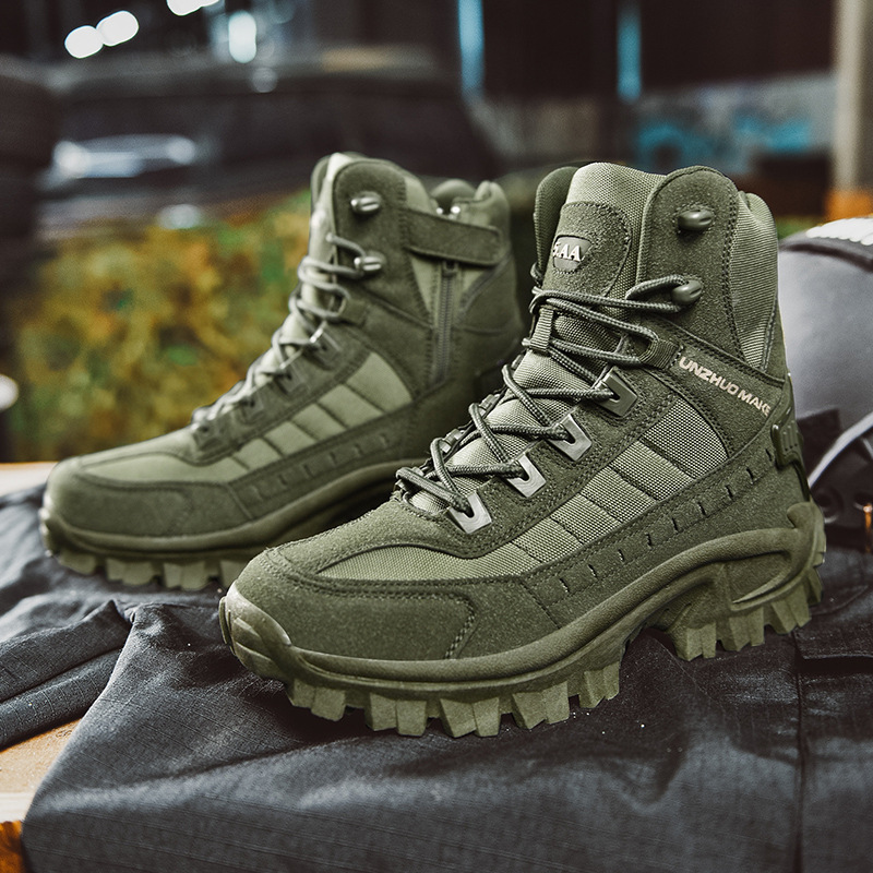 Freizeit Boots - Knöchelhoch mit Profilsohle