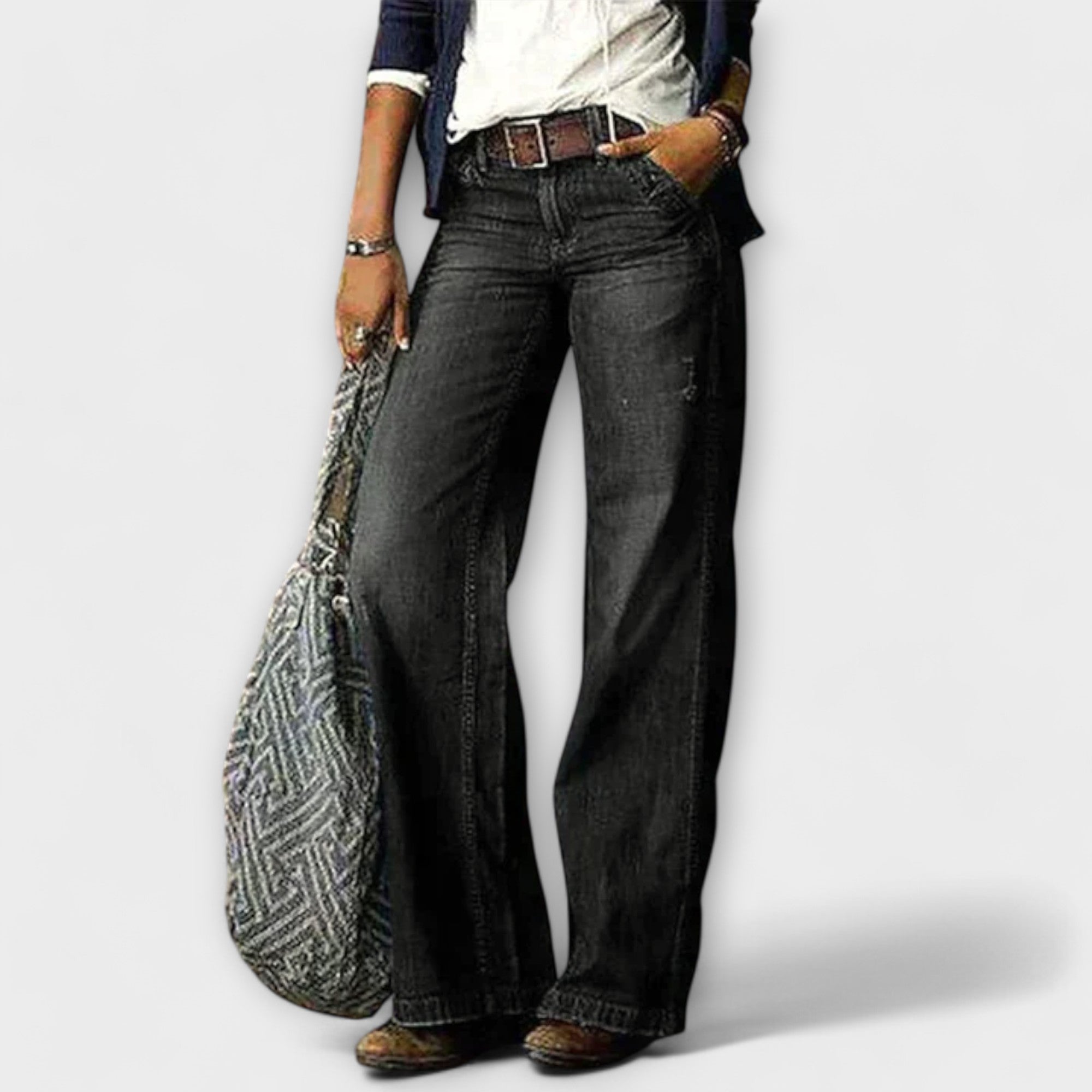 Weit Geschnittene Jeans - Ausgestelltes Bein