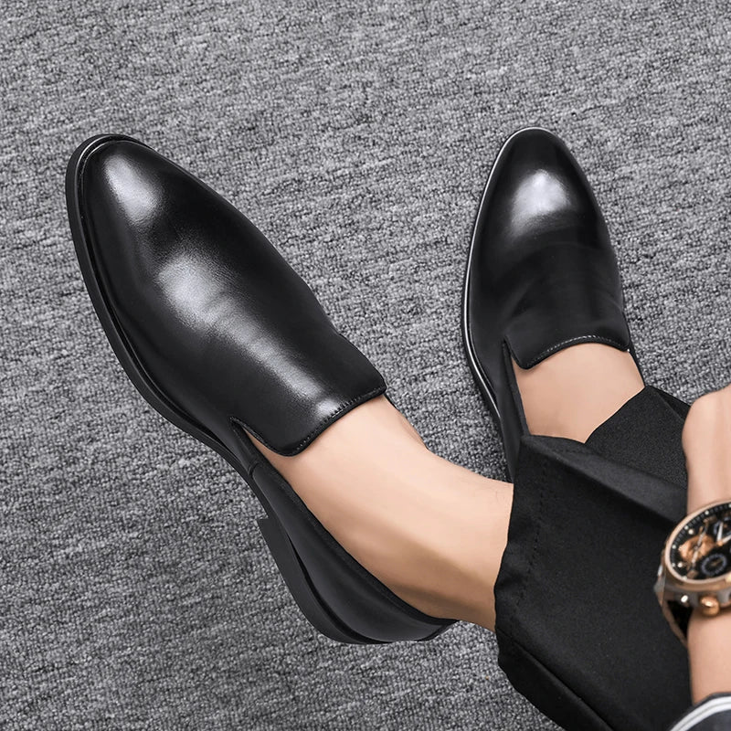 Slip On Loafer | Klassisches Modell mit Spitzkappe