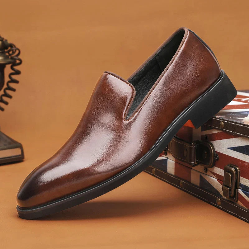 Slip On Loafer | Klassisches Modell mit Spitzkappe