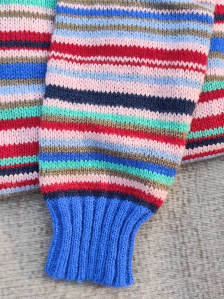 Pullover | Rundhalsausschnitt mit Strickmuster