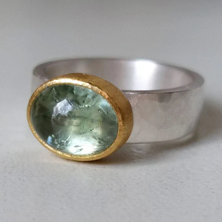 Ring Mit Edelstein | Breites Banddesign