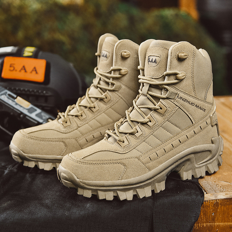 Freizeit Boots - Knöchelhoch mit Profilsohle